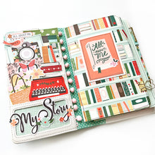 Load image into Gallery viewer, Mint Scallop Traveler's Notebook