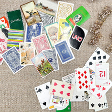 Load image into Gallery viewer, Vintage Playing Card Pack