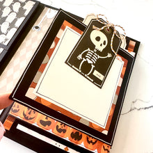 Load image into Gallery viewer, Spooky Halloween Fun Mini Book Project Kit