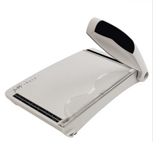 Load image into Gallery viewer, Tim Holtz - Guillotine Comfort Trimmer