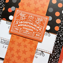 Load image into Gallery viewer, Hello Halloween Mini Book Project Kit