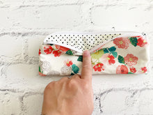 Load image into Gallery viewer, Cream Floral Pencil Pouch