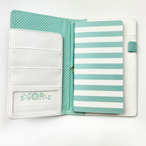 Mint Scallop Traveler's Notebook